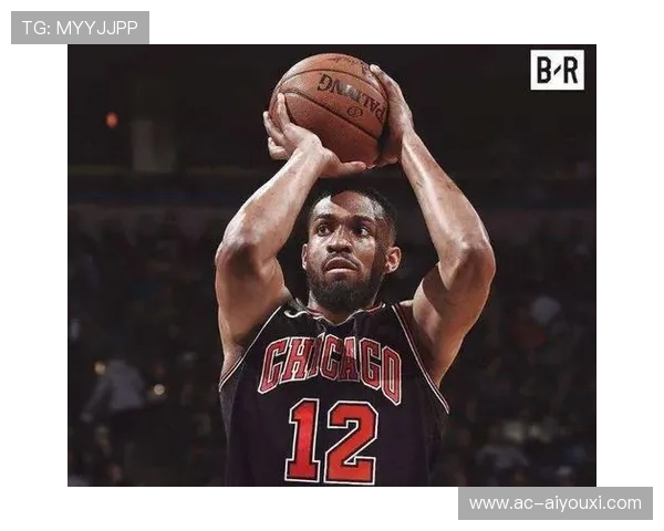 公牛中锋连续卡点命中内线关键球